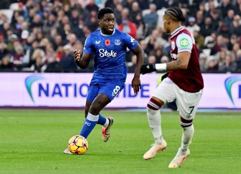 Everton se convierte en el décimo club inglés vendido a estadounidenses