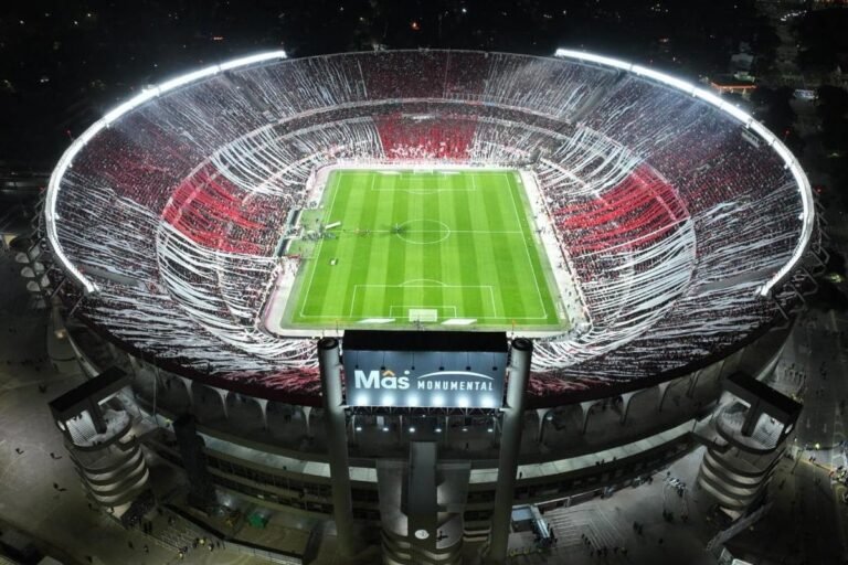 CONMEBOL confirma tres estadios para el Mundial