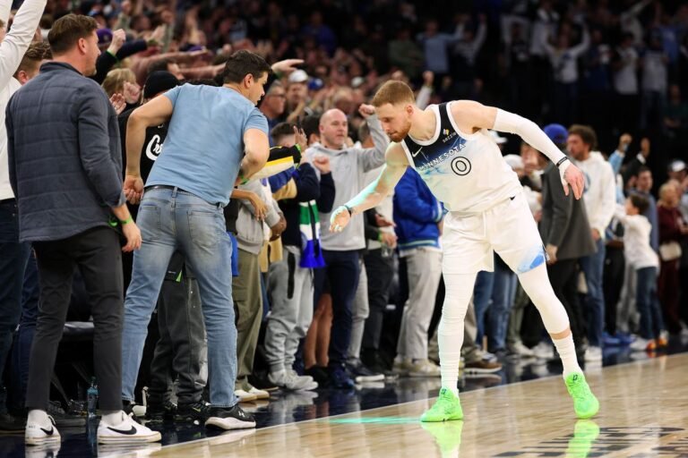 Wembanyama lo intentó, pero los Timberwolves se llevan el triunfo