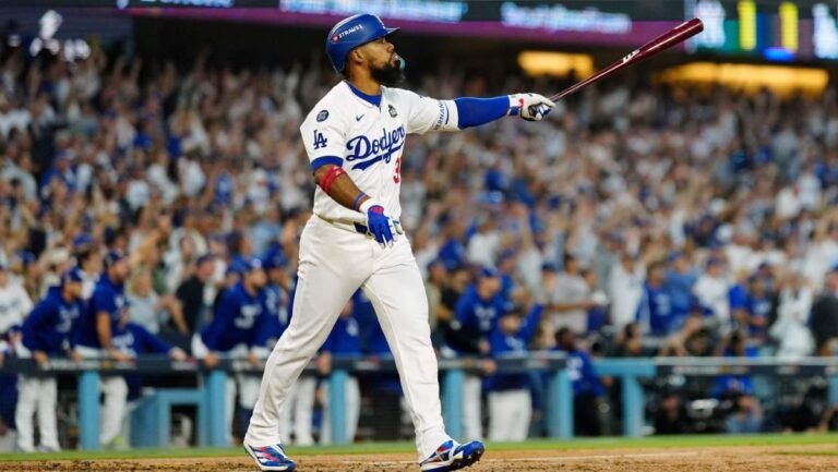 Teoscar Hernández se queda en Dodgers tres años más