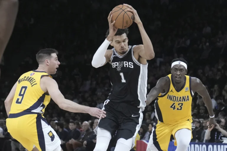 Spurs vencen a los Pacers en París con destacada actuación de Wemby