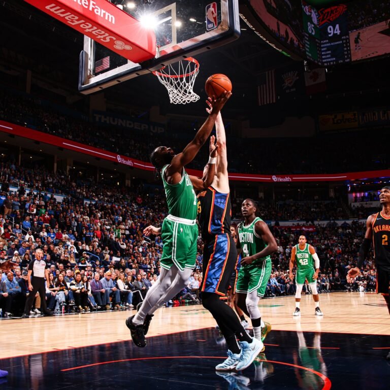 Thunder vence a Celtics y establece récord de franquicia