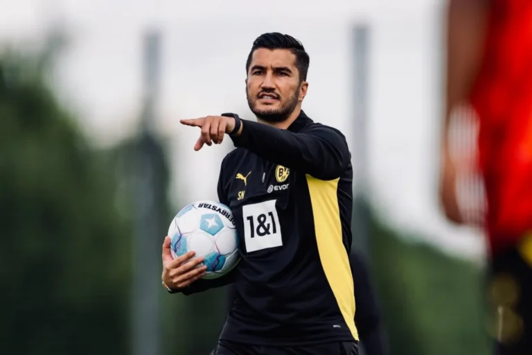 Dortmund despide a Nuri Sahin tras caída en la Champions League