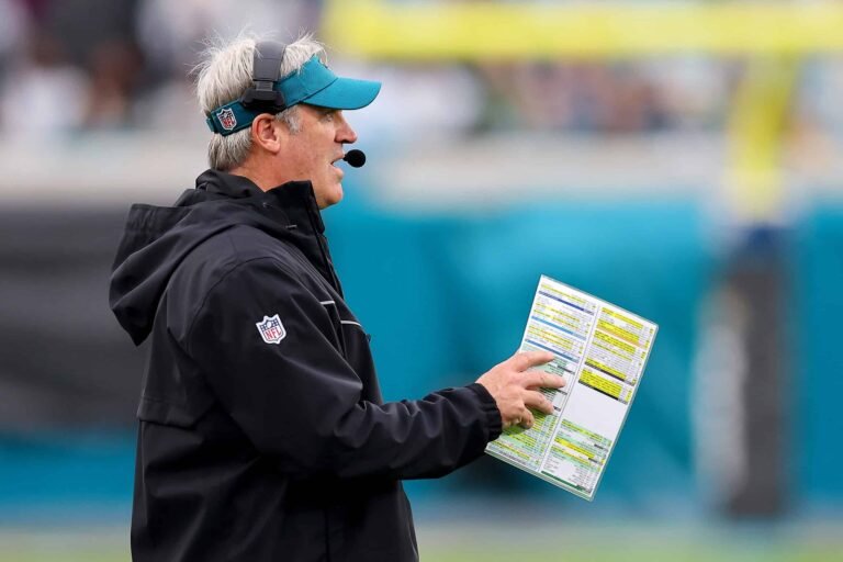 Jaguars inaugura el ‘Black Monday’ con despido de Pederson