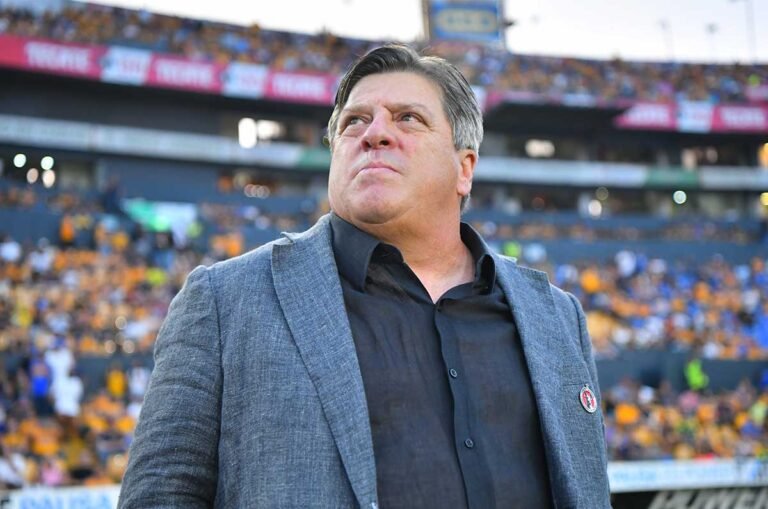 Miguel Herrera toma las riendas de la Selección de Costa Rica