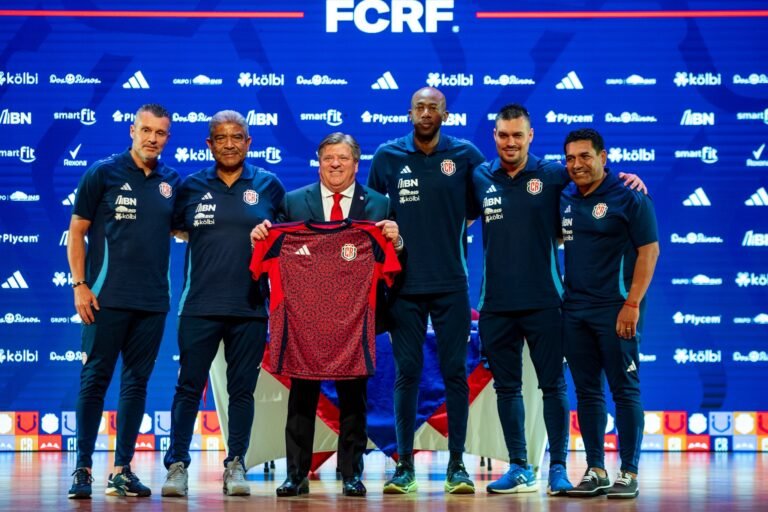 ‘Piojo’ promete Mundial y cambio generacional en Costa Rica