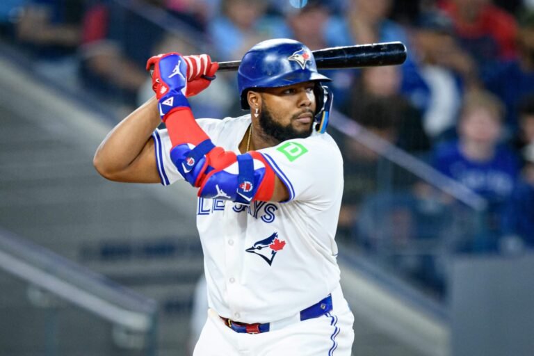 Azulejos no logran acuerdo con Vladimir Guerrero Jr.