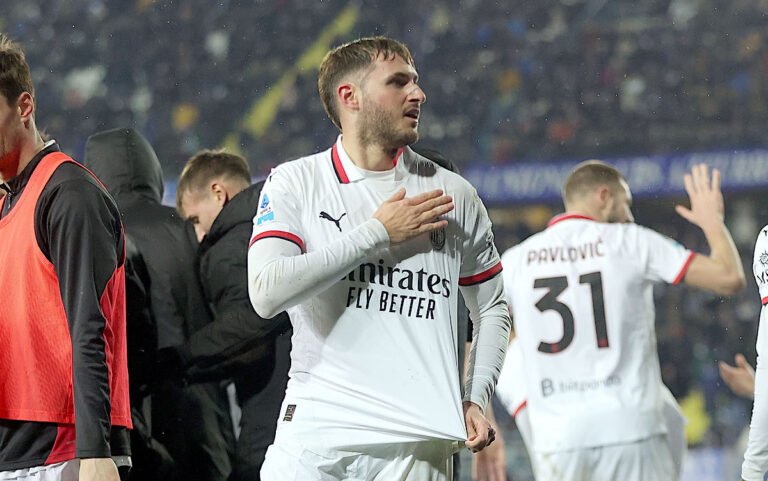 Santiago Giménez anota en la victoria del Milan contra Empoli