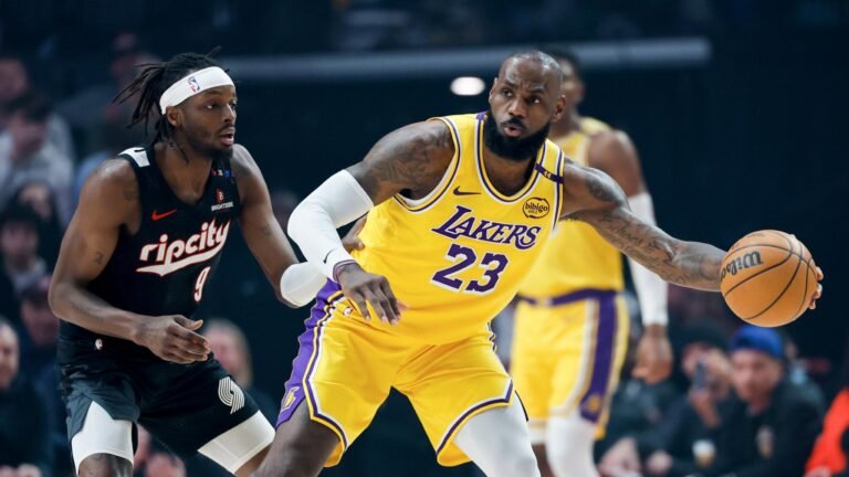 James anota 40 puntos y lidera la victoria de los Lakers