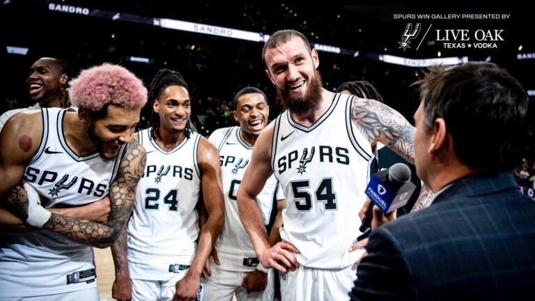San Antonio sorprende con noche histórica de Mamukelashvili