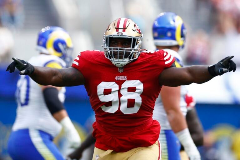 49ers continúan los recortes en reestructuración radical