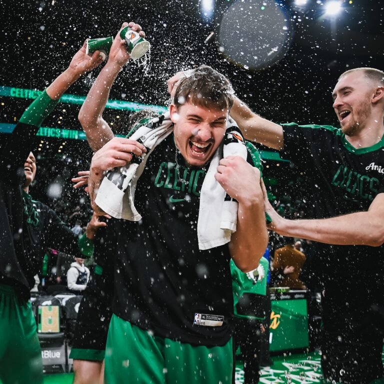 Scheierman lidera la remontada y Celtics vencen a Nets
