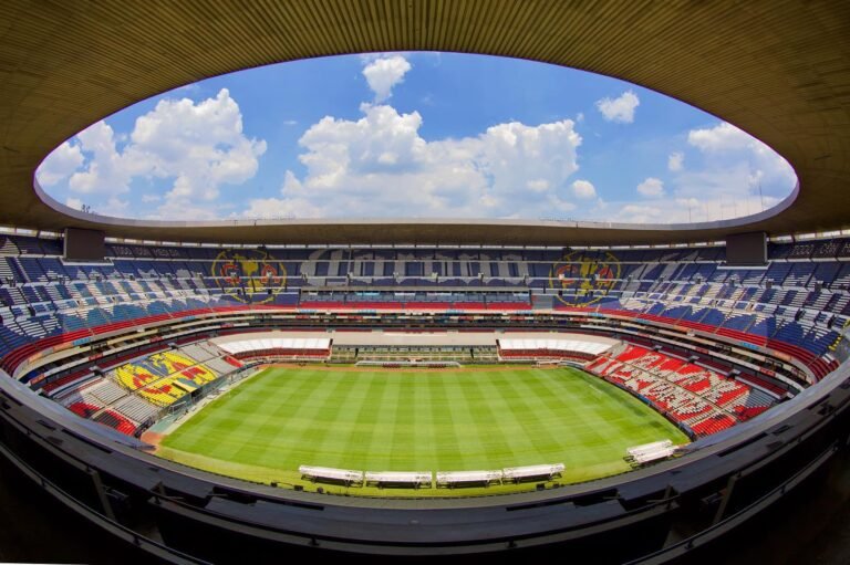 Estadio Azteca: FIFA niega acceso a supervisión de condiciones laborales
