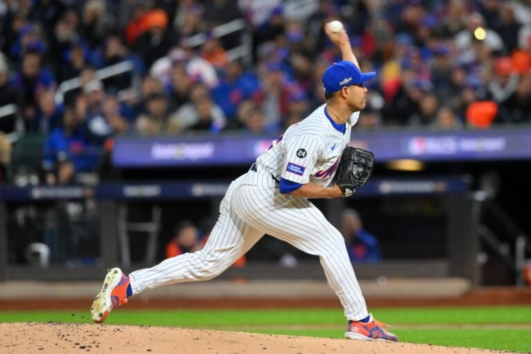 El colombiano José Quintana se une a los Cerveceros