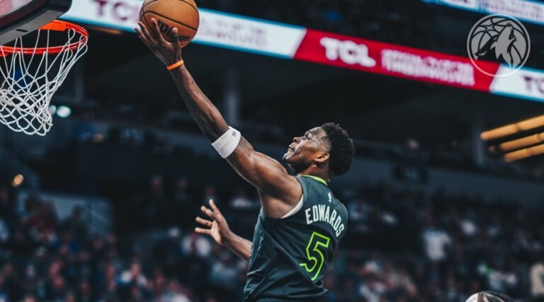 Timberwolves remontan y suman su séptima victoria consecutiva