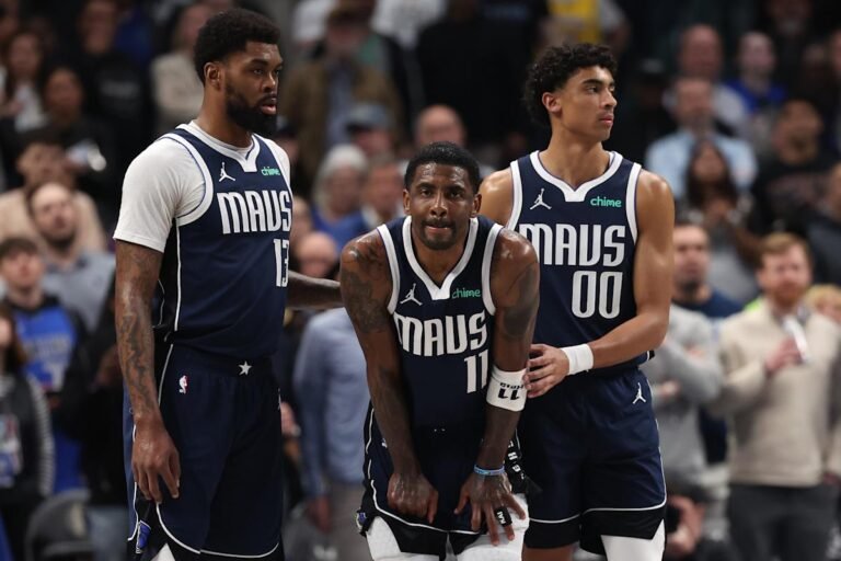 Irving, baja para toda la temporada tras grave lesión en la rodilla