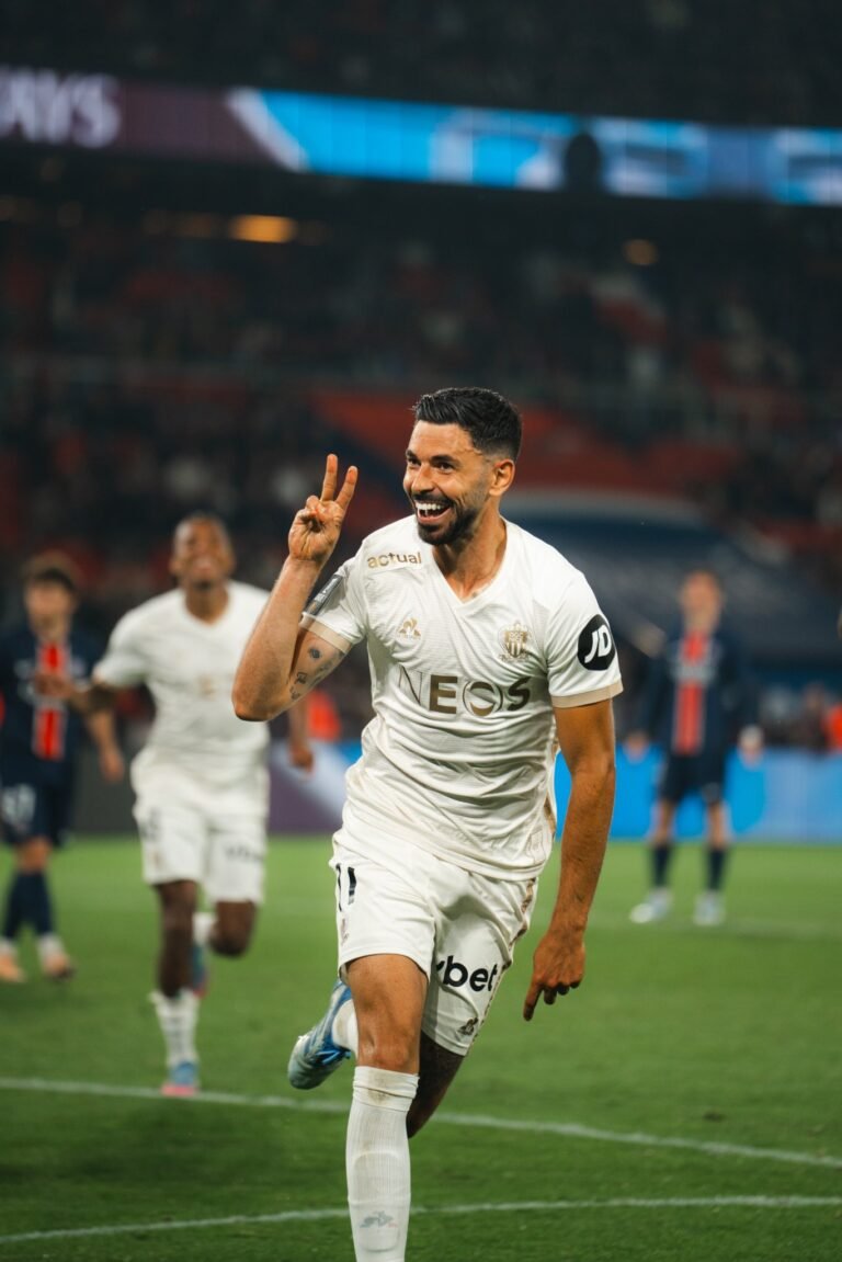 Niza frustra la temporada perfecta del PSG en la Ligue 1