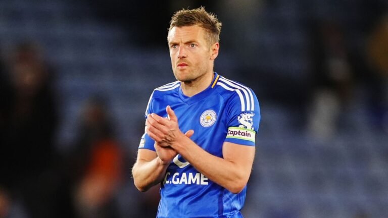 Vardy deja Leicester tras 13 años y el histórico título de 2016