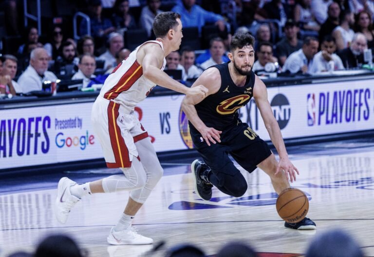 Cavs eliminan al Heat con la serie más desigual en playoffs
