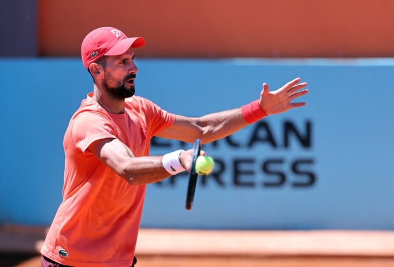 Djokovic duda sobre su regreso a Madrid tras caer ante Arnaldi