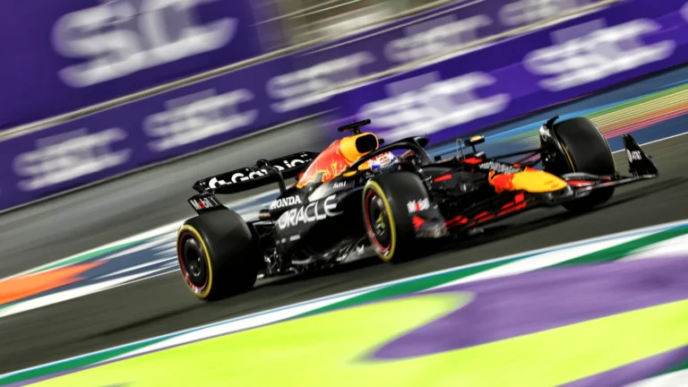 Verstappen se queda con la pole tras choque de Norris