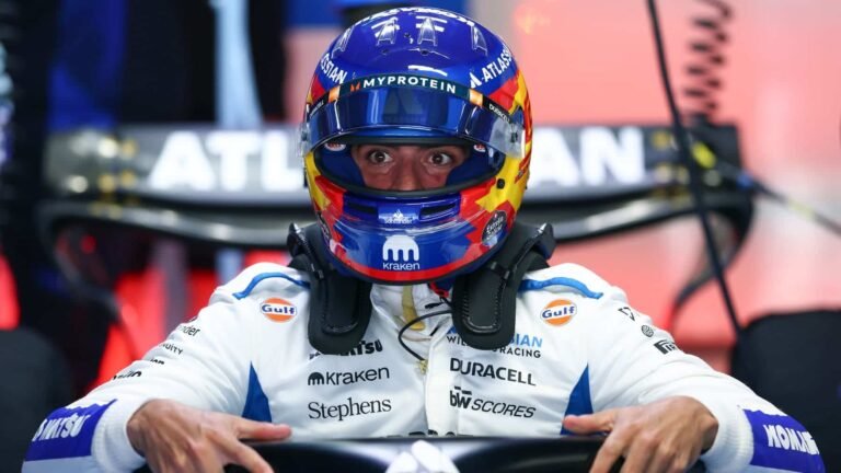 Sainz protesta multa en la F1 y se arriesga a otra por malas palabras