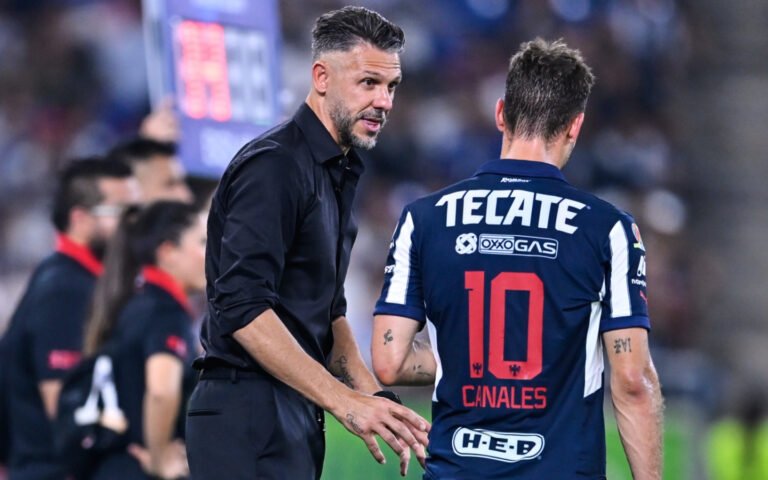 Rayados en crisis: tensión en el vestidor