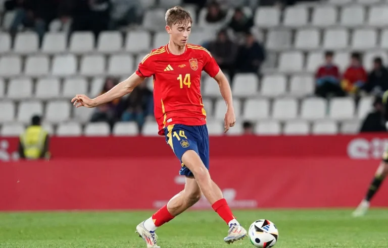Real Madrid ficha a Dean Huijsen por 50 millones