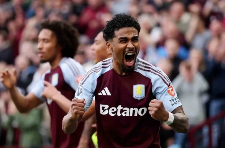 Aston Villa vence y se mete en zona de Champions