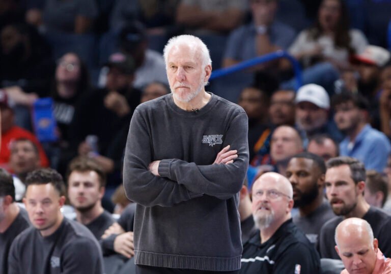Popovich deja de ser entrenador de los Spurs tras 29 años