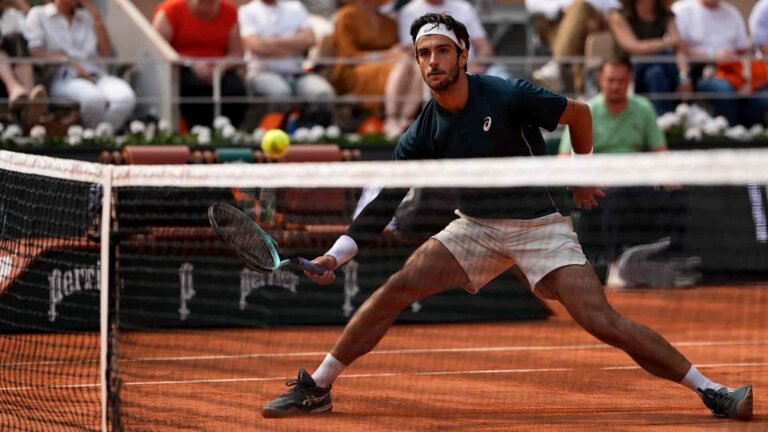 Musetti vence a Tiafoe y llega a su primera semifinal en RG