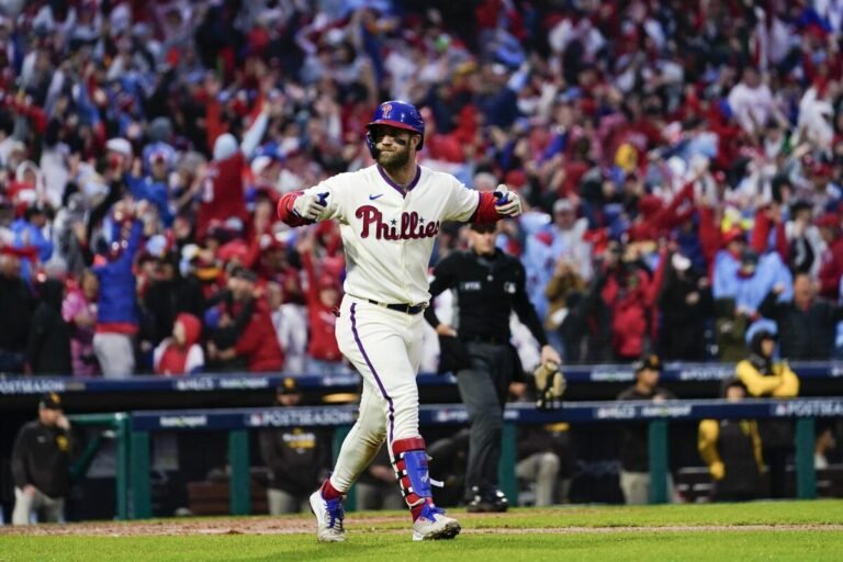 Bryce Harper confronta a Rob Manfred