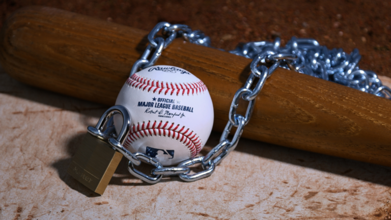 Leyendas del béisbol advierten que una huelga en la MLB sería “desastrosa” para el deporte