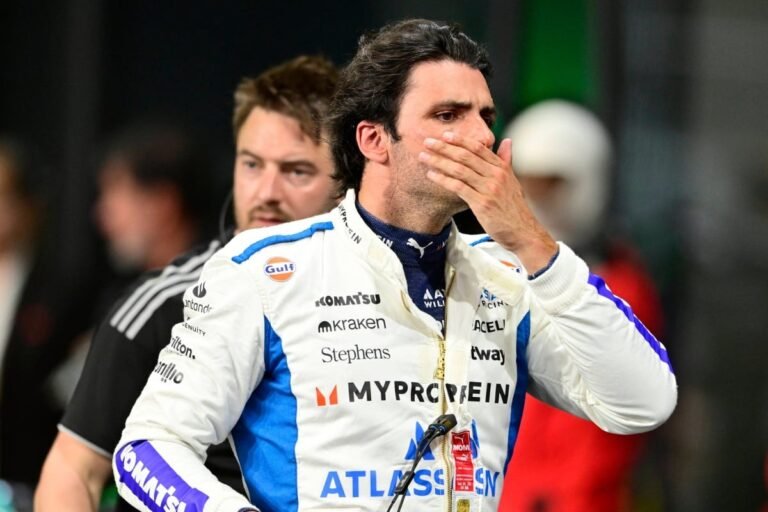 Carlos Sainz explota contra la FIA tras sanción en Zandvoort