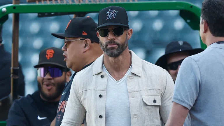 Gabe Kapler asume como gerente general de los Miami Marlins