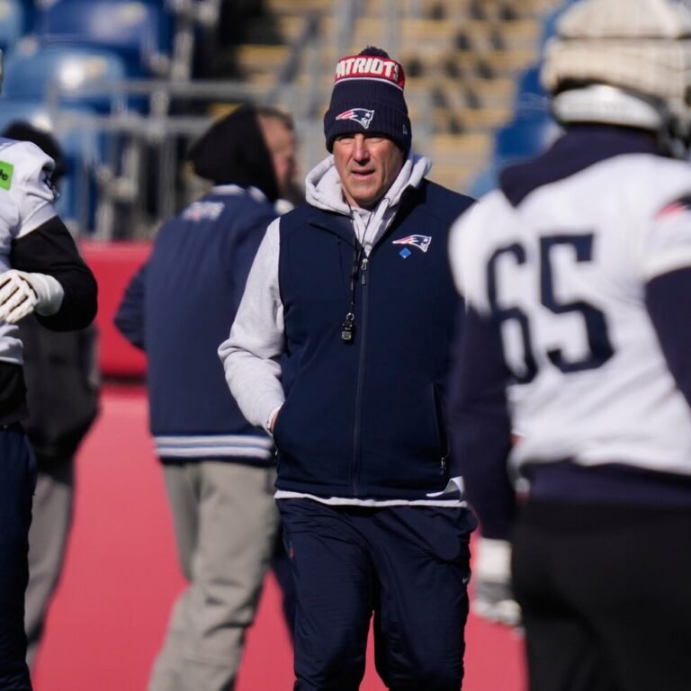 Las decisiones del cuerpo técnico de Patriots, en el centro de la polémica tras la derrota